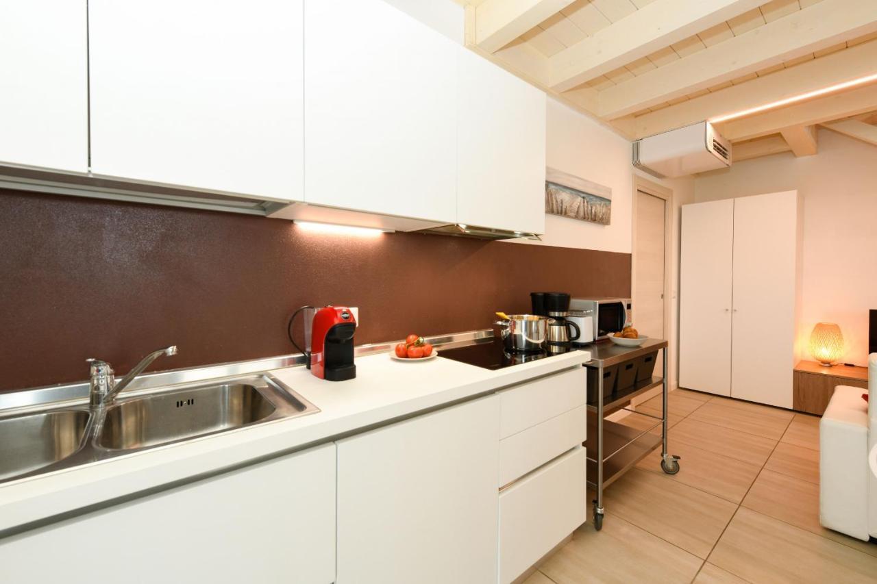 Borgo Gasparina Family Apartments كاستلْنْيوفو ديل غارد المظهر الخارجي الصورة
