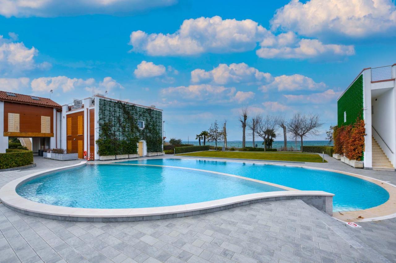 Borgo Gasparina Family Apartments كاستلْنْيوفو ديل غارد المظهر الخارجي الصورة