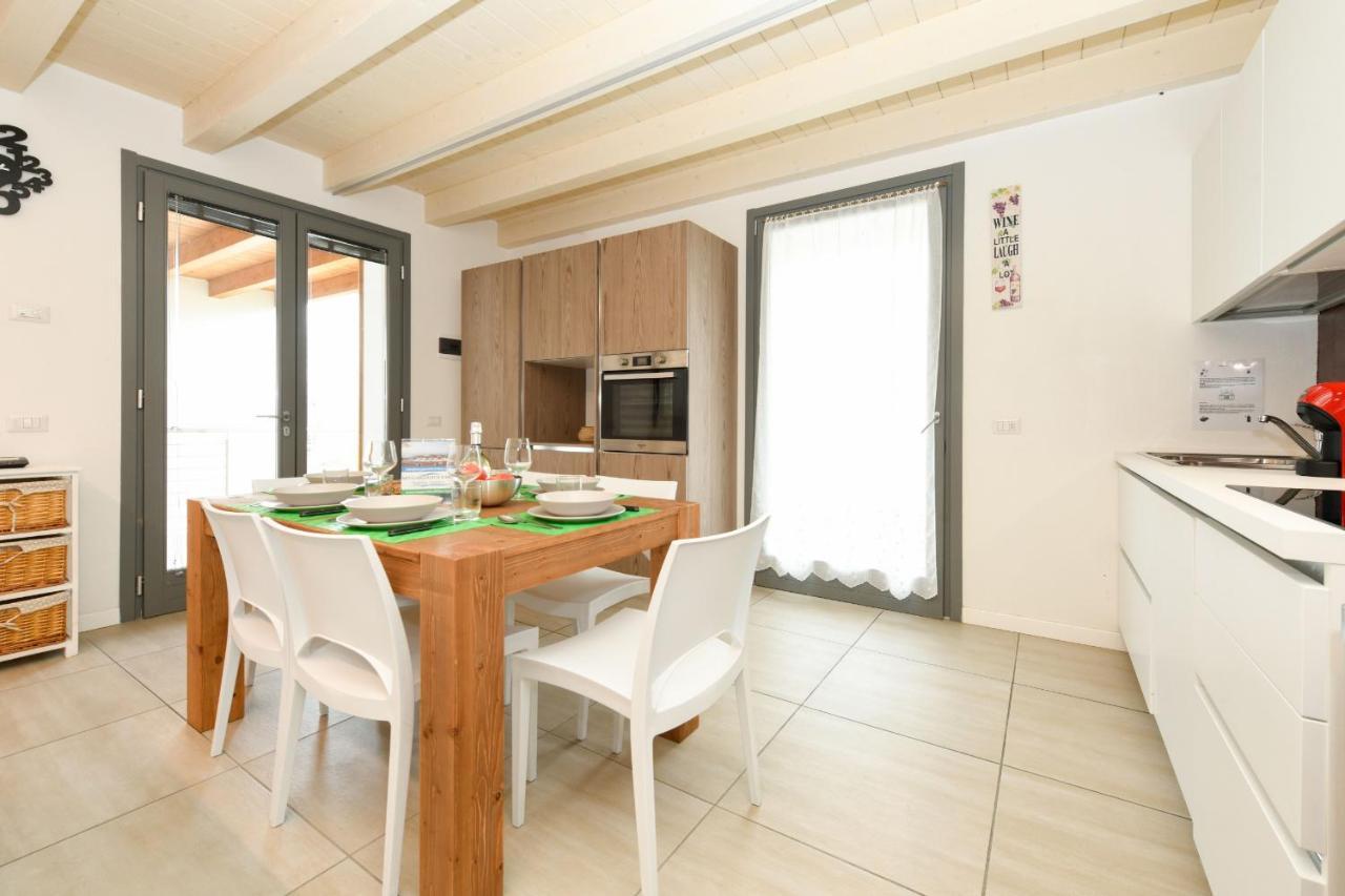 Borgo Gasparina Family Apartments كاستلْنْيوفو ديل غارد المظهر الخارجي الصورة