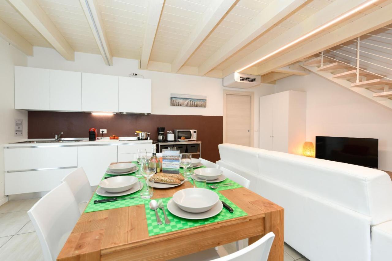 Borgo Gasparina Family Apartments كاستلْنْيوفو ديل غارد المظهر الخارجي الصورة